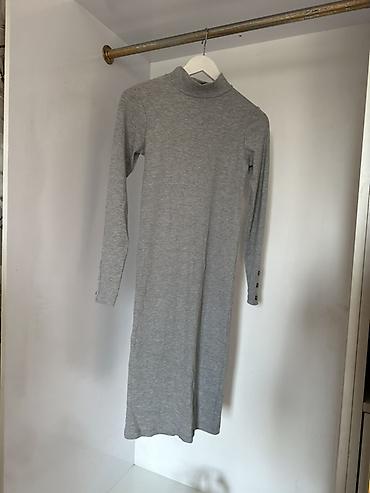 Вечерние платья: Брендовые Женственные платья S размеры: Вечерние: очень дорогие отдам — 18