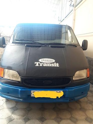 1999 ford transit: Ford Transit yük mikroavtobusu - Kuzov: qapalı furqon, mavi rəng, ön — 3