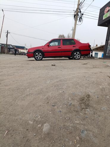 аварийный венто: Volkswagen Vento: 1992 г., 1.8 л, Механика, Бензин, Седан
