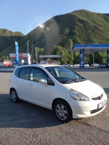 таета приус 2018: Honda Fit: 2004 г., 0.3 - engine capacity л, Автомат, Бензин, Хетчбек