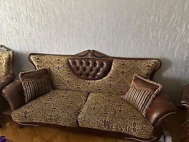 divan klasik: 1 Divan 2 Kreslo gül kimidi. Ünvan Elmlər Akademiyası metrosunun yani — 1