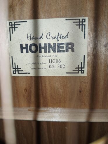 Klassik gitaralar: Salam klassik gitara satılır. 2 aydi alinib çox səliqəli istifadə -da lalafo.az — 10 Klassik gitaralar: Salam klassik gitara satılır. 2 aydi alinib çox səliqəli istifadə — 10