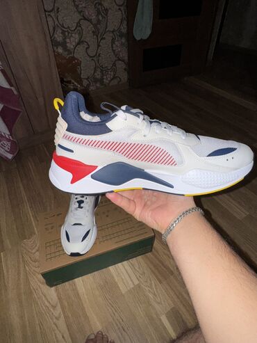 Krasofkalar və idman ayaqqabıları: Salam ayaqabi tam orginaldir Azerbaycan dan alinmayip Amerkadan pay -da lalafo.az — 4 Krasofkalar və idman ayaqqabıları: Salam ayaqabi tam orginaldir Azerbaycan dan alinmayip Amerkadan pay — 4