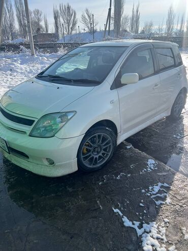 Toyota: Toyota ist: 2002 г., 1.5 л, Автомат, Бензин, Хэтчбэк — 13