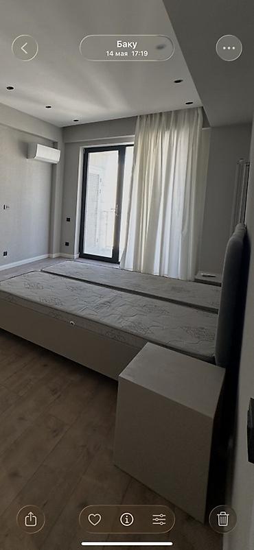 kuxna skaflari: Müasir üslubda hazırlanmış yataq otağı və mini mətbəx mebeli — 1