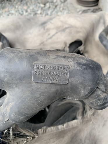 Трубки, патрубки, шланги: Партия резиновых патрубков/шлангов Motorcraft - Разнородный комплект — 2