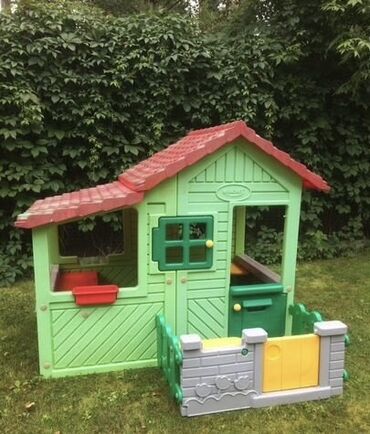 детские игрушечные машины: Продается игрушечный домик Berchet 180x90(+50дворик) +🎁мотоцикл в