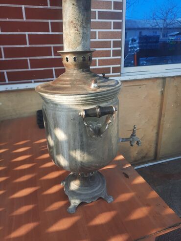 səmavar: İşlənmiş Od Samovar, 8 l, Pulsuz çatdırılma