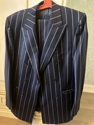 Kostyumlar: Teze kostum Dormeuil firmasınnan