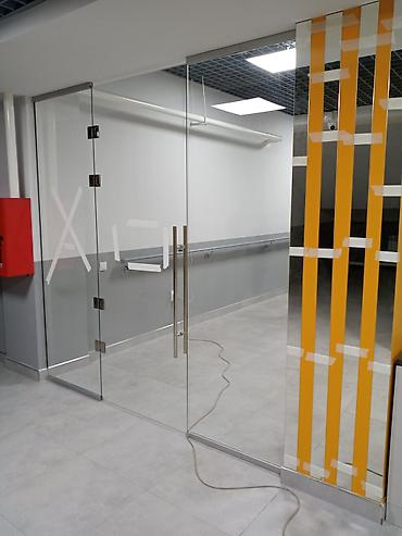 Перегородки на заказ: На заказ Цельностеклянная перегородка, Бесплатный замер, Бесплатная доставка, Бесплатная установка — 19