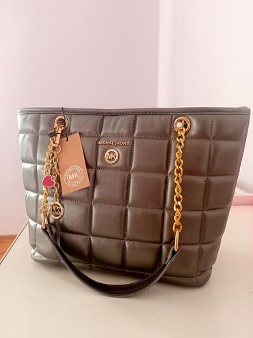 Классические сумки: Классическая сумка, Michael Kors, Турция, Материал: Искусственная кожа, Женские, Новый at lalafo.kg Классические сумки: Классическая сумка, Michael Kors, Турция, Материал: Искусственная кожа, Женские, Новый