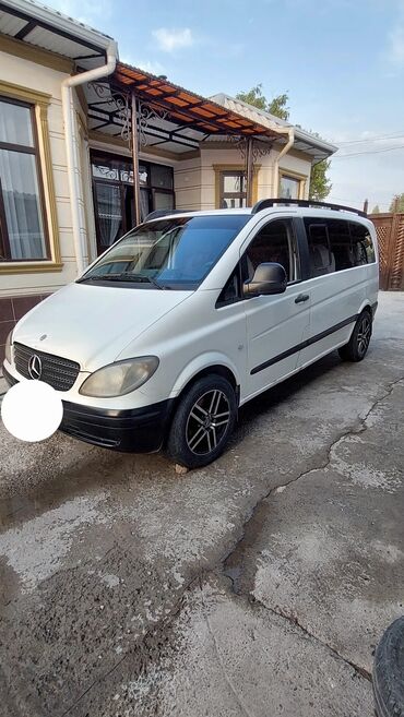 домкрат w210: Mercedes-Benz Vito: 2005 г., 2.2 л, Механика, Дизель, Минивэн