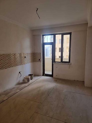 3 korona: 28 May, 3 otaqlı, Yeni tikili, m. 28 may, 139 kv. m — 9
