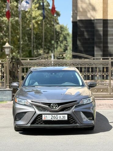 расрочкага машина берилет: Toyota Camry: 2018 г., 2.5 л, Типтроник, Бензин, Седан