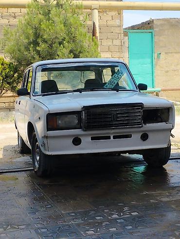 lalafo vaz 2107: VAZ 2107 sedan – ağ rəng, 4 qapı, arxa ötürücülü klassik model. - — 5