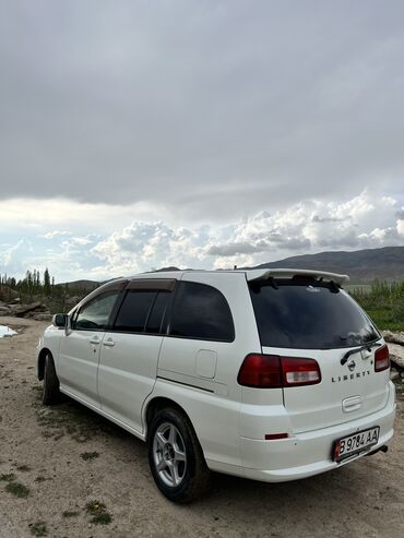 купить минивэн в киргизии: Nissan R Nessa: 2002 г., 2 л, Автомат, Бензин, Минивэн