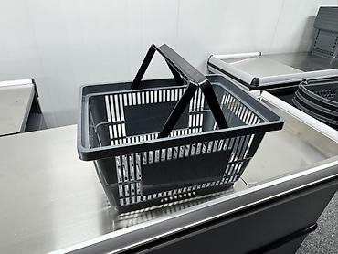 ручной весы: Пластиковая корзина для покупок на колесах - Объем ориентировочно — 9