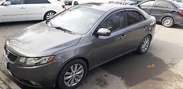 elden ele kredit masinlar: Kia Cerato: 1.6 l | 2010 il Sedan — 2