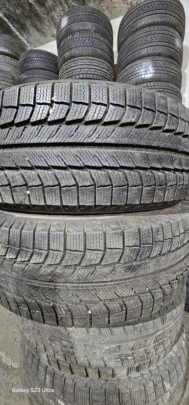 диски на 18: Шины 235 / 55 / R 18, Зима, Б/у, Пара, Легковые, США, Michelin