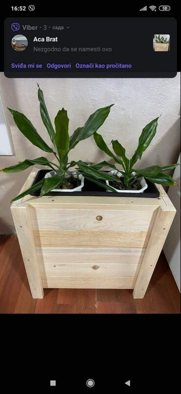 Police: 4500rsd lakirane bezjonim lakom
4.800rsd u bojama po izboru — 5