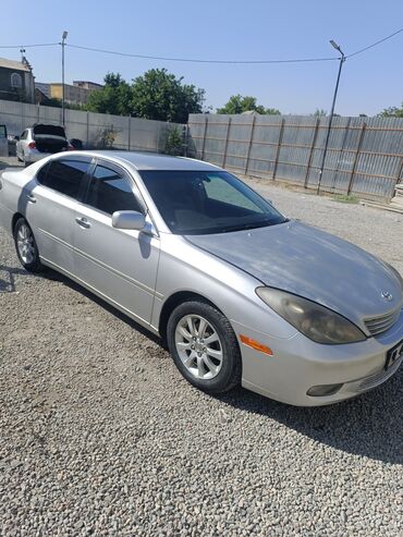 решетка на виндом: Toyota Windom: 2001 г., 3 л, Автоматические, Бензин, Седан