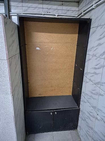 Шифоньеры, шкафы для одежды: Шкафы деревянные. Цены от 700 сом до 2000 сом. Пишите номер фото — 16