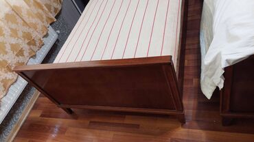 Çarpayılar: Təknəfərlik çarpayı, Bazasız, Matras ilə, Rumıniya -da lalafo.az — 4 Çarpayılar: Təknəfərlik çarpayı, Bazasız, Matras ilə, Rumıniya — 4