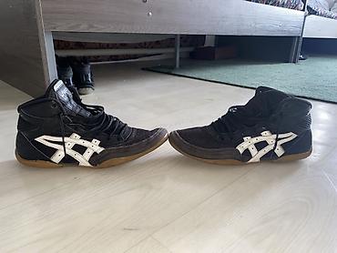Мужские кроссовки, 39, 39.5, 40, Asics, Б/у, цвет - Черный