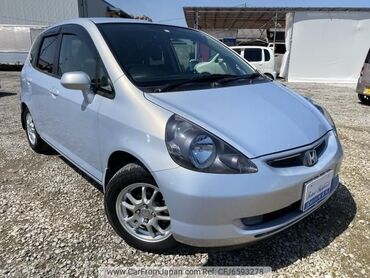 honda fit 2006: Куплю honda fit в рассрочку на 3 мес. Первоначальный взнос от 100