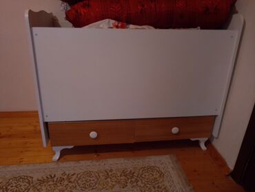 tek adamliq carpayi: Для девочки и мальчика, Б/у, Четырехугольная, Колыбель, Без бортиков, С матрасом, Без механизма качания