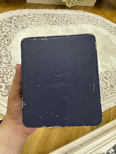 akumulator satisi: Vertu original karobkasi, 2 eded batareyasi zaryatka ucun perexodniki — 6