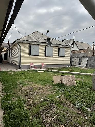 kg house: Дом с участком и большим крытым навесом - Кирпичный дом за высоким — 8