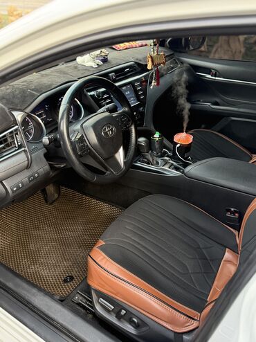 Toyota: Toyota Camry: 2018 г., 2.5 л, Автомат, Бензин, Седан — 8