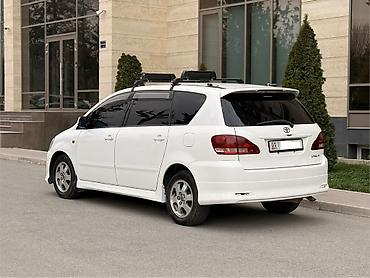 Toyota: Toyota Ipsum: 2002 г., 2.4 л, Автомат, Бензин, Минивэн — 5