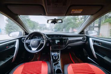 Toyota: Toyota Corolla: 2019 г., 1.8 л, Механика, Гибрид, Минивэн — 1