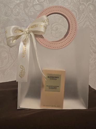 libido parfum: Burberry Goddess Intense Eau De Parfum – 30 ml (1.0 fl. oz) - Tip — 1