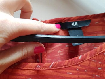 Haljine: H&M haljina, veličina 42. na lalafo.rs - slika 2 H&M haljina, veličina 42. - Pancevo - slika 2