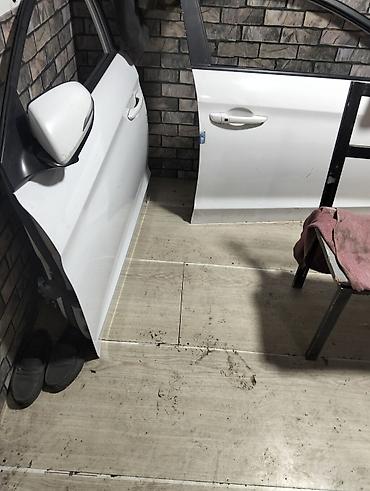 Elantra 16 qapisidəstəyi, yan güzgü (ön qapıda), menteşələr - Rəng lalafo.az -da Elantra 16 qapisidəstəyi, yan güzgü (ön qapıda), menteşələr - Rəng