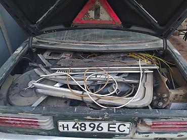 yalquzaq moto: Mercedes-Benz S 280: 2.8 l | 1978 il Sedan — 3