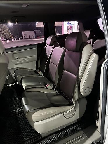 karnival: Kia Carnival: 2017 г., 2.2 л, Автомат, Дизель, Минивэн — 8