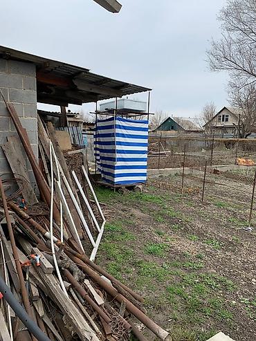 Продажа коттеджей и домов: 🔥 Бишкек–Алматы трассасынын биринчи линиясында үй | 8 сотых | Жашоого — 21