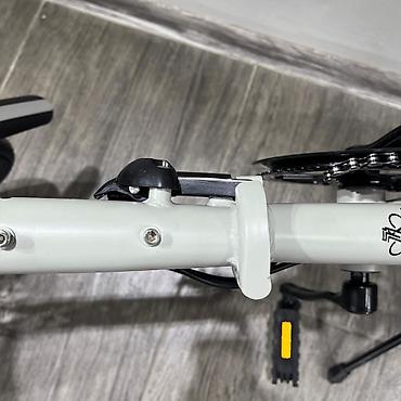 Городские велосипеды: Городской велосипед, Рама M (156 - 178 см), Новый — 4