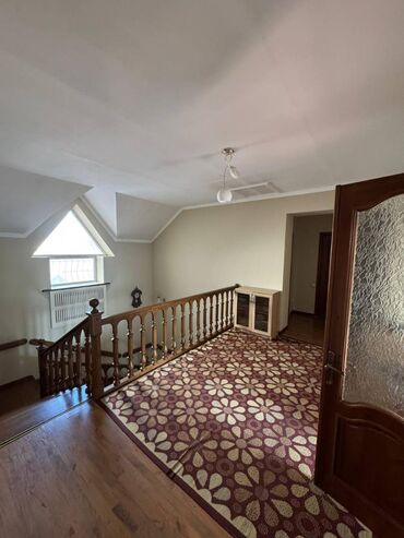 Долгосрочная аренда домов: 400 м², 10 комнат — 19