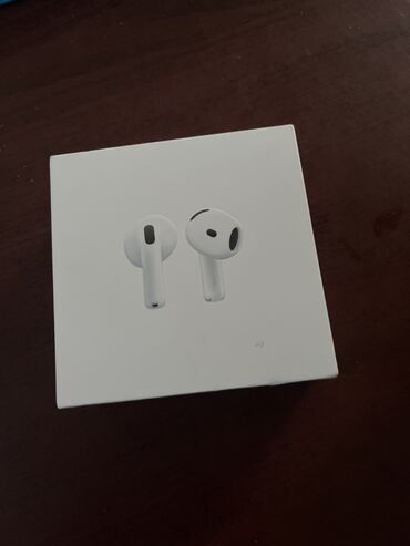 airpods satilir: Airpods 4 satılır qutudan açılmayıb içindədi 1 gündü alınlb 200 azne