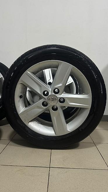 21570 р16: Комплект из 4 колес Toyota: литые диски + шины. - Диски: оригинальные — 4