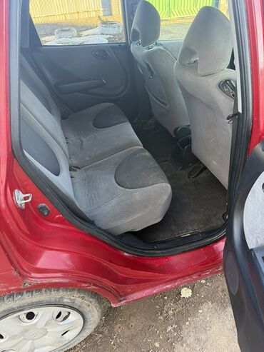 Honda: Honda Fit: 2001 г., 1.3 л, Вариатор, Бензин, Хэтчбэк — 4