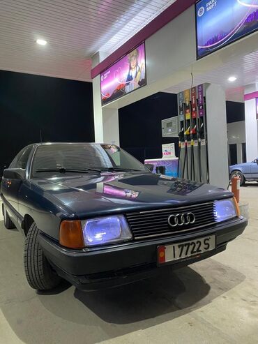 Audi 100: 1990 г., 2 л, Механика, Бензин