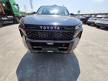 спойлер тайота: Toyota Hilux: 2026 г., 2.8 л, Автомат, Дизель, Пикап — 1