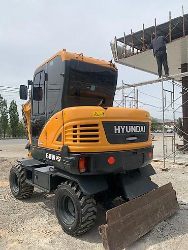 Экскаваторы: Экскаватор, Hyundai, 2020 г., Колесный — 4