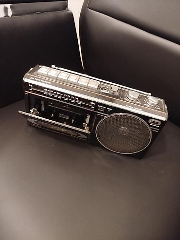 kaset calar: Sanyo M2670F radio-kaset yazıcısı Japon. - Tip: Radio Cassette — 2